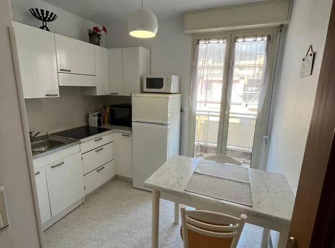 Apartment 28 M2 Au Calme A Menton