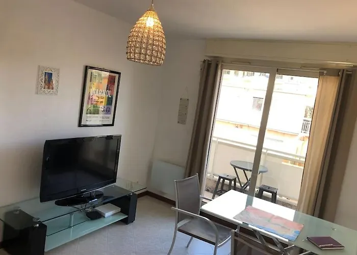 Apartment 28 M2 Au Calme A