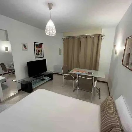 Appartement 28 M2 Au Calme à Menton