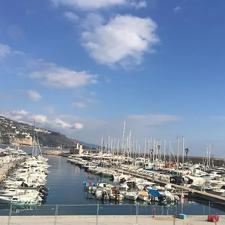 28 M2 Au Calme à * Menton